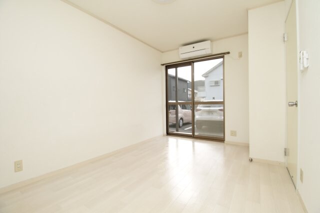 物件内観写真5　(リバータウン明神)