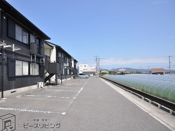 駐車場(クリエイトコーポ)