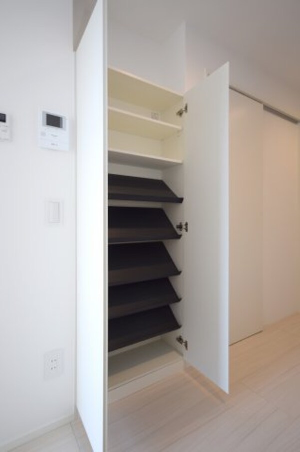 収納(Jenks Villa)