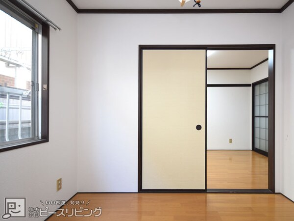 洋室(コーポ末広 ※同タイプの室内写真です)