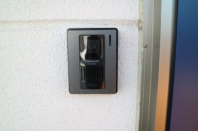 物件内観写真12　(カメラ付きインターホン（室外）)
