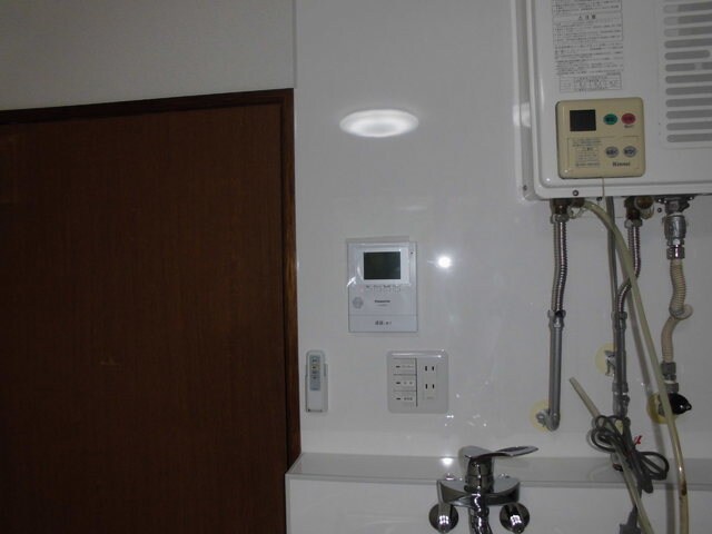 物件内観写真6　(TV付インターホン)