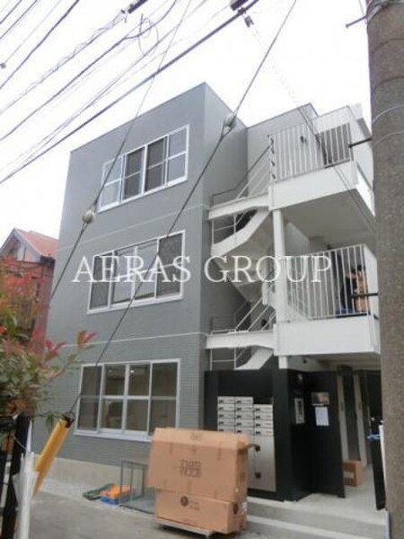 trias.S外観写真