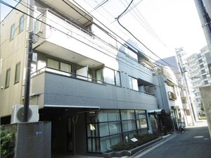 ルミエール飛鳥外観写真