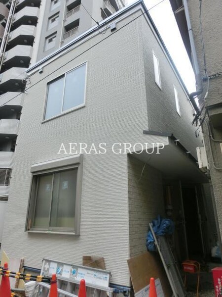 CRAWLEY外観写真