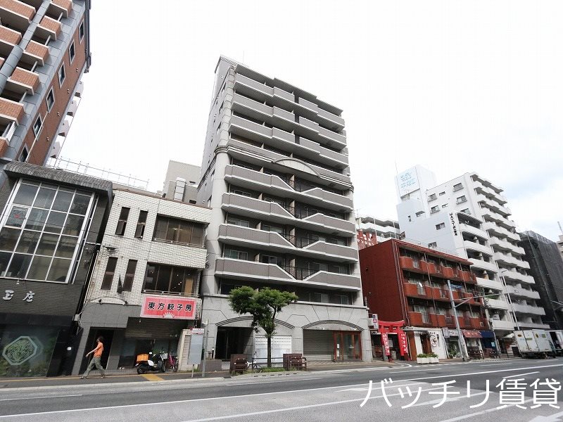 エステートモア・平尾駅前通り