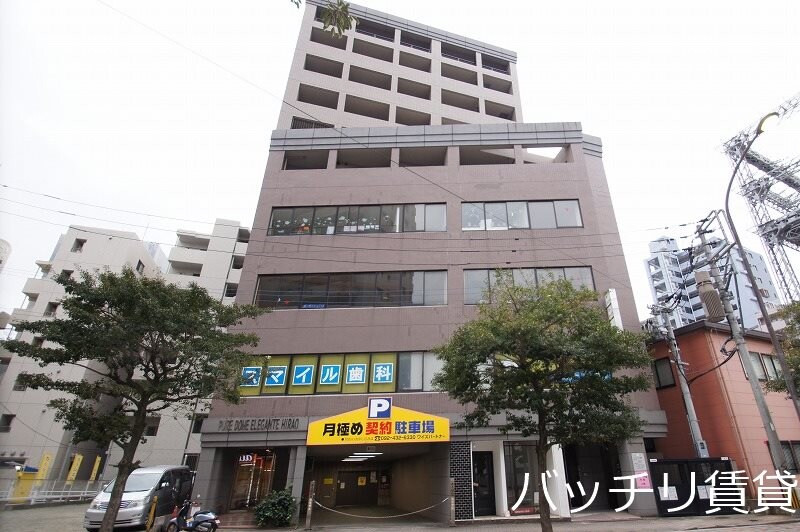 ピュアドームエレガンテ平尾の物件外観写真