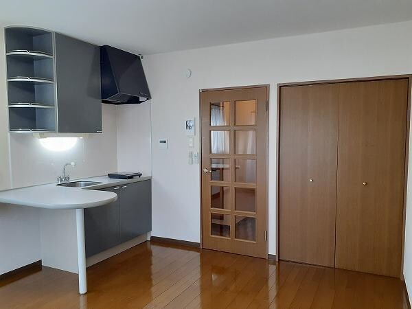 物件内観写真2　(洋室)