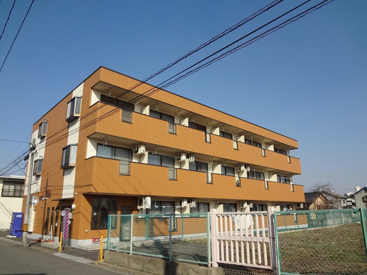 物件外観写真1　(外観)