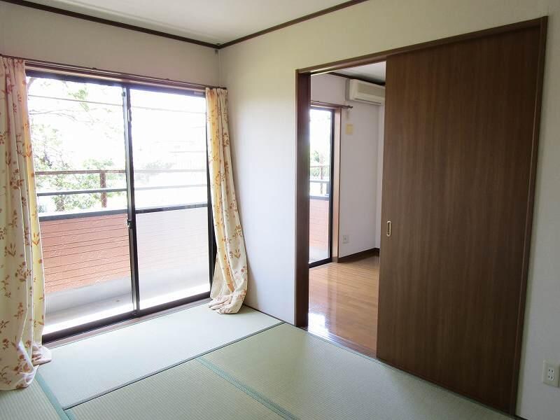 物件内観写真3　(和室)