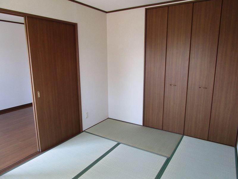 物件内観写真4　(和室)