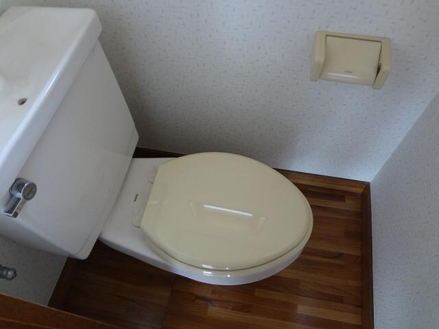 物件内観写真5　(トイレ)
