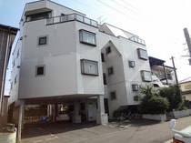 パレドール麓山の外観写真