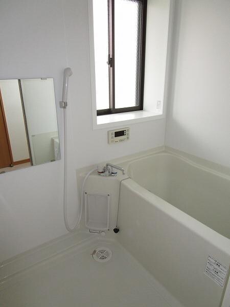 物件内観写真4　(バス／シャワールーム等)