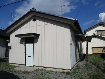 日和田原町貸家外観写真