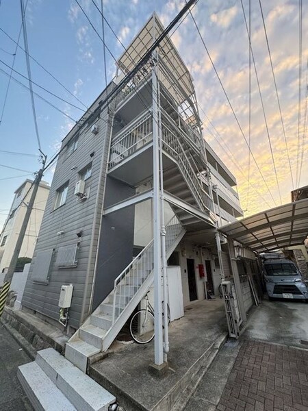 高田マンション外観写真