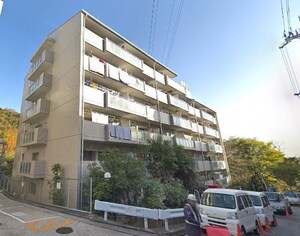 ハイツ雲雀丘外観写真