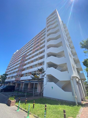 UR武庫川はなのまち32号棟