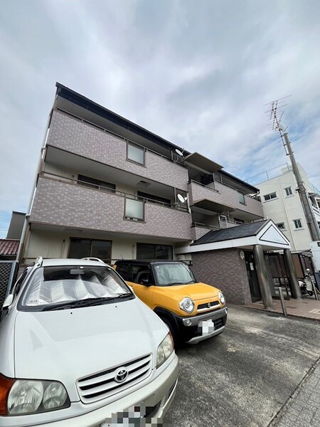 ゆにばーす幾原外観写真