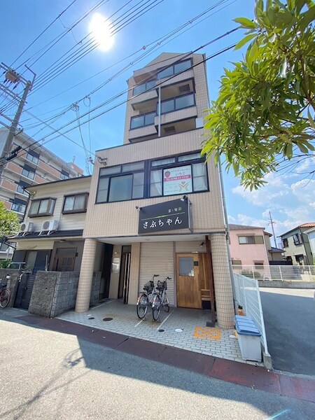 マンションハヤ今津外観写真