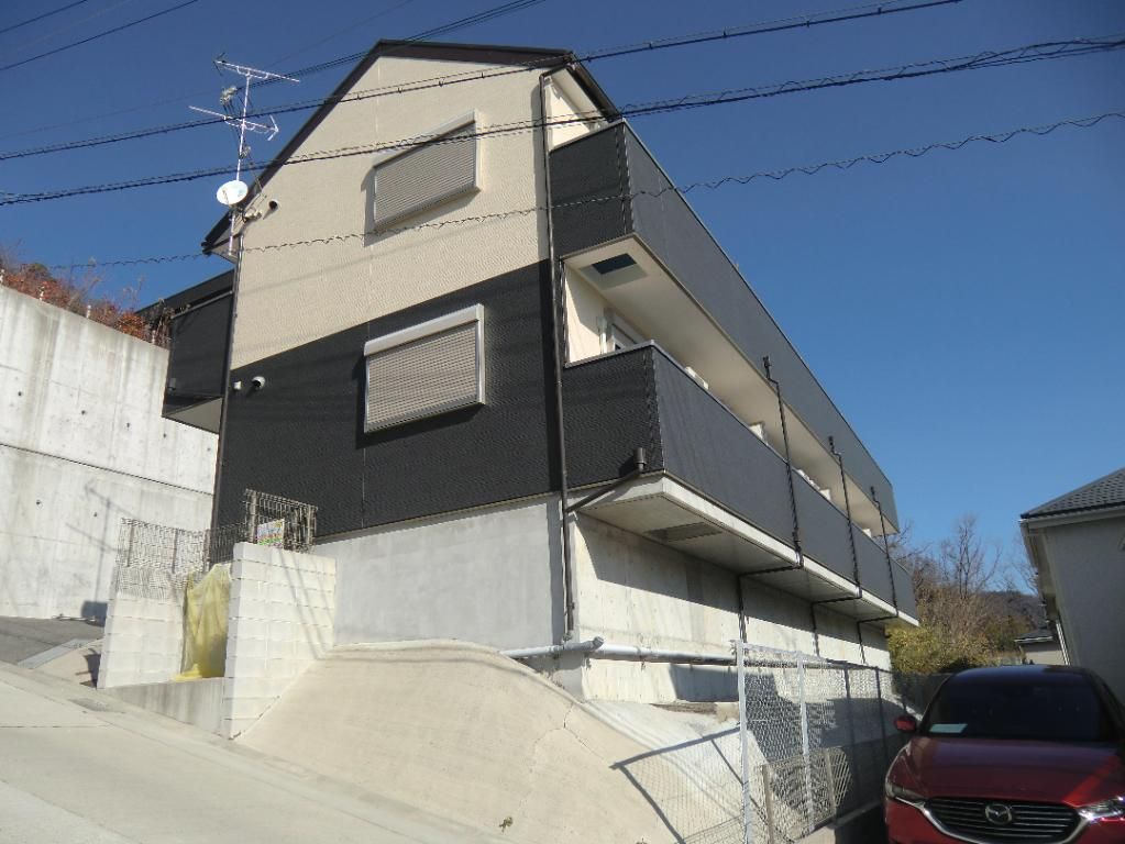 篠原伯母野山町三丁目アパート