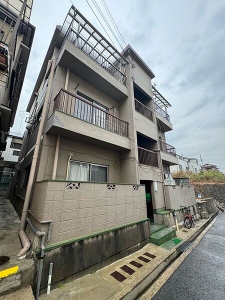 津﨑マンション外観写真