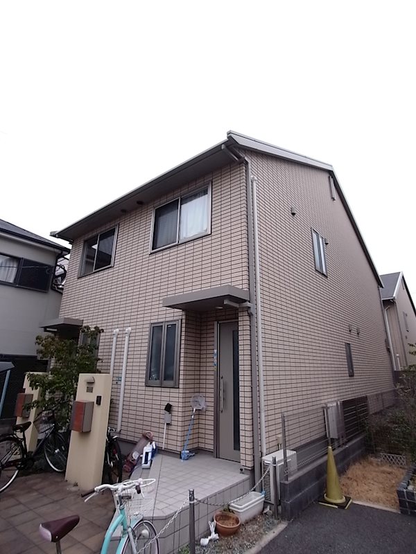 ラフィネ小松B棟