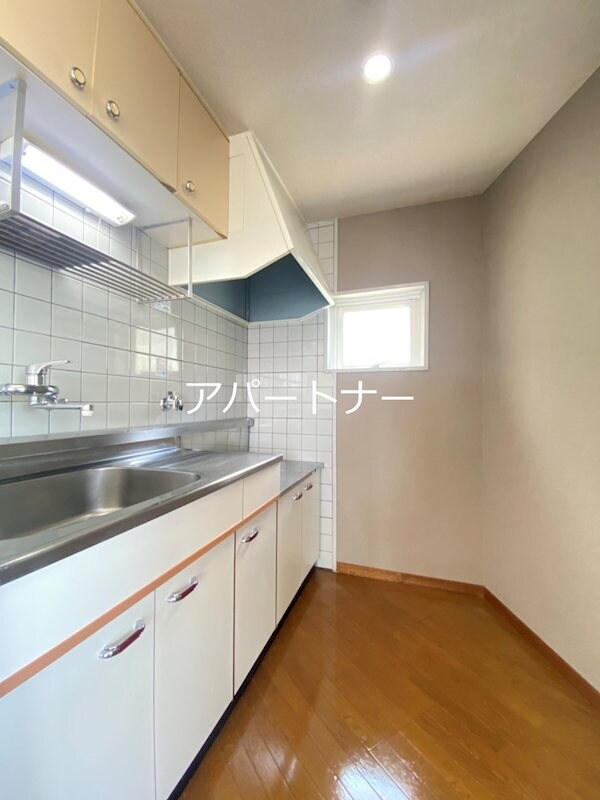 物件内観写真3　(キッチン)