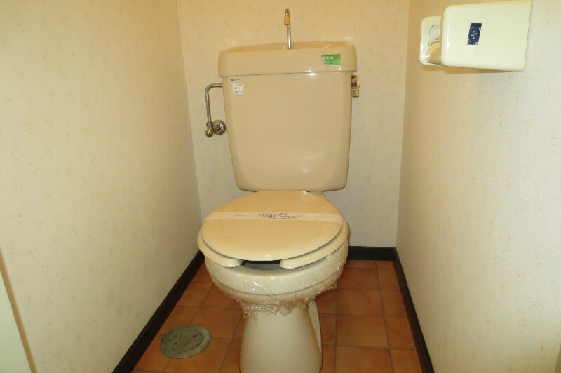 物件内観写真12　(トイレ)