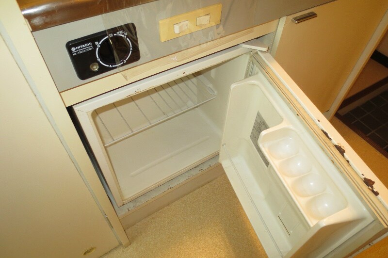 物件内観写真34　(ミニ冷蔵庫付)