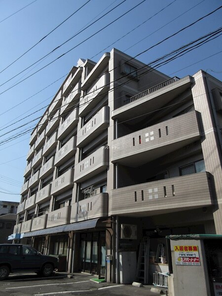 プレジデント下荒田外観写真