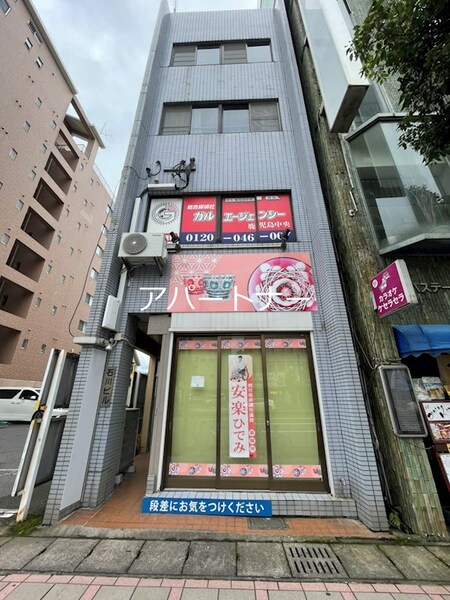 石川ビル外観写真