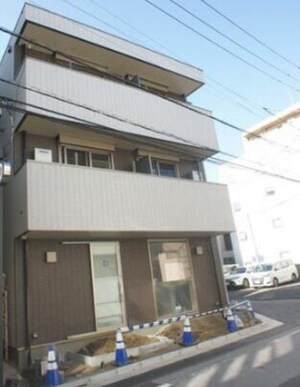 Luminosa e calda外観写真