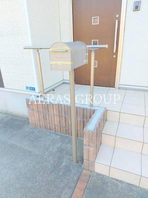 ファミール舞浜第2号棟