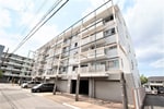 鉄筋コンクリート5階建てのマンション♪エレベーターあります♪