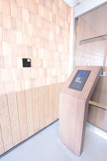 物件外観写真4　(オートロック)