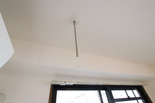 物件内観写真8　(室内物干しがあるのでお部屋でも干せます)