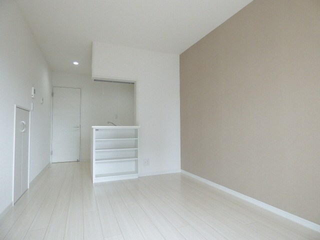 物件内観写真6　(【別室参考写真】)