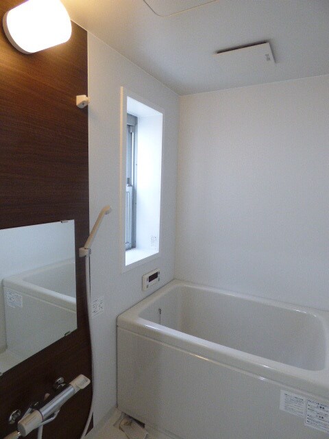 物件内観写真7　(【別室参考写真】追焚付きです)