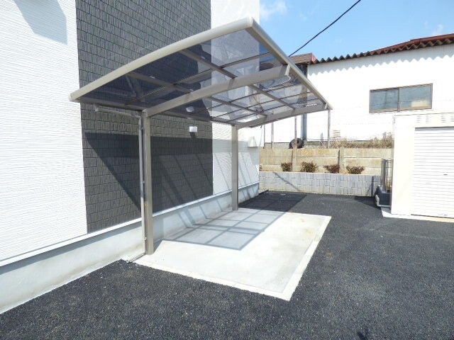 物件外観写真4　(駐輪場あります)