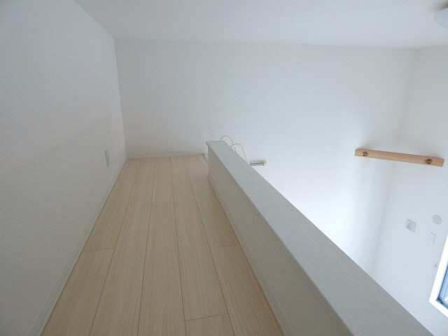 物件内観写真9　(【別室参考写真】ロフト付きです)