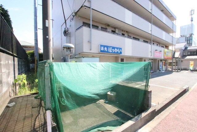 物件外観写真6　(敷地内ゴミ置場)