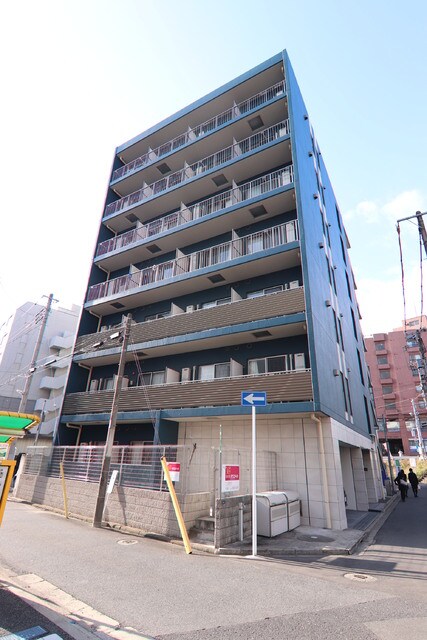 物件外観写真3　(お洒落な色の外観です。)