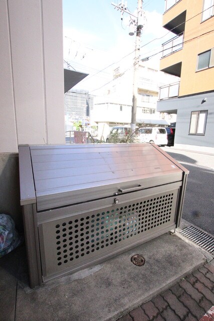 物件外観写真7　(敷地内ゴミ置場)