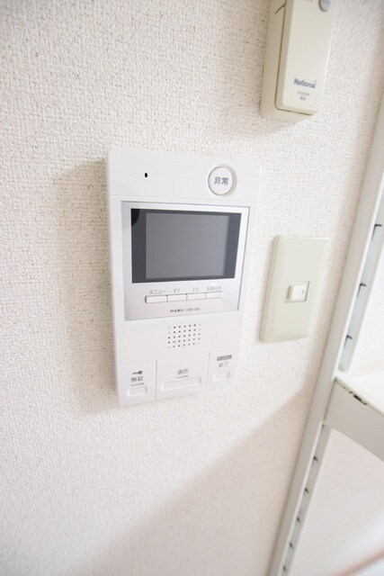 物件内観写真14　(来訪者を確認)