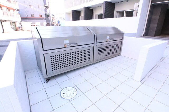 物件外観写真7　(敷地内ごみ置場)