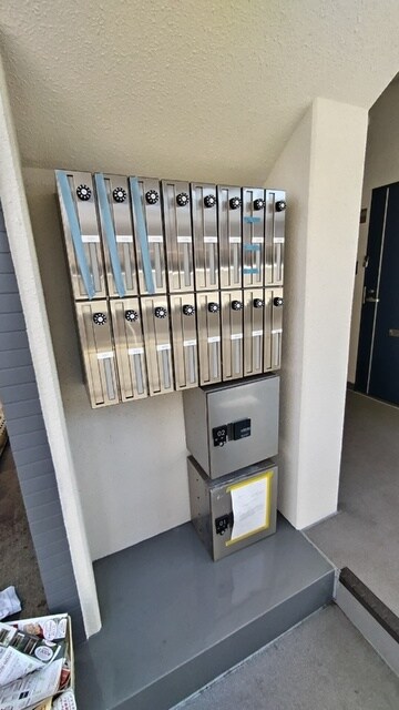 物件外観写真5　(宅配BOX)