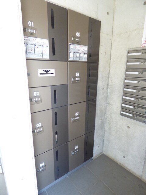 物件外観写真5　(宅配ＢＯＸ)