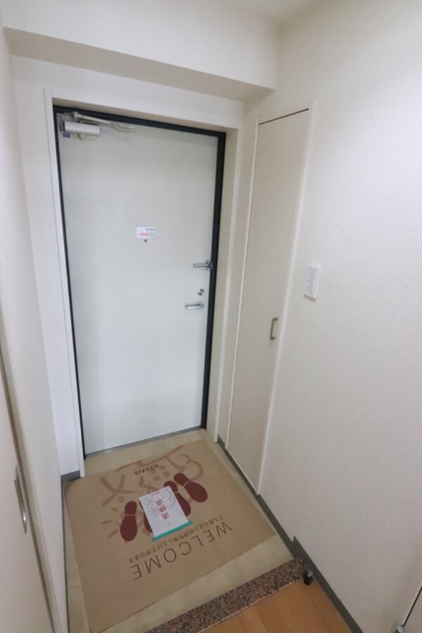 玄関(玄関です)