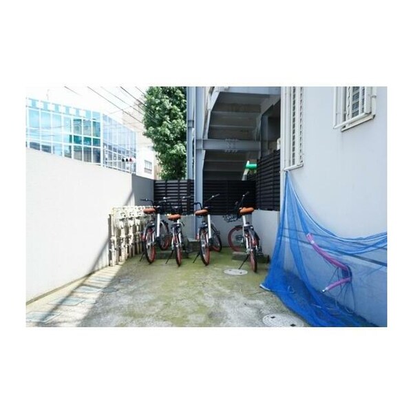 建物設備(駐輪場完備。)